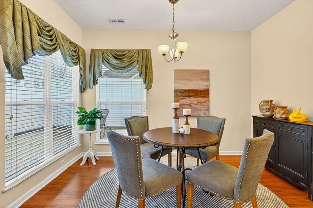 6931 Rothwell Street, New Albany, OH 43054