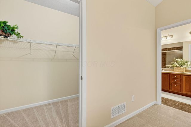 6931 Rothwell Street, New Albany, OH 43054