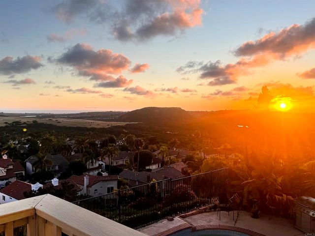 5048 Viewridge Way, Oceanside, CA 92056