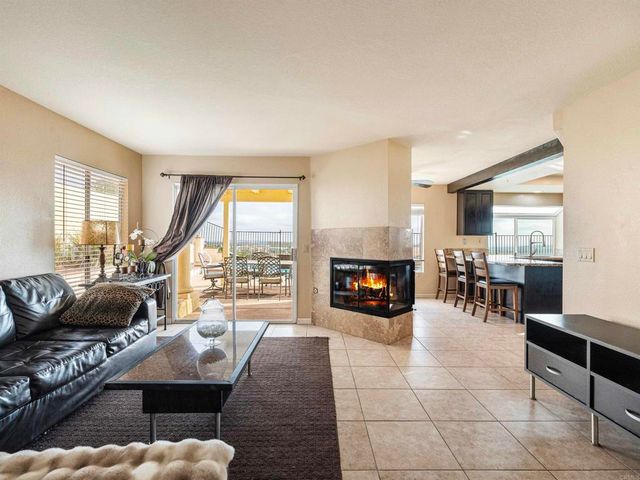 5048 Viewridge Way, Oceanside, CA 92056