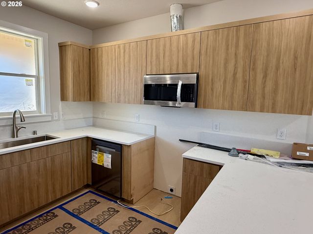 9916 Ne 28TH Pl, Vancouver, WA 98686