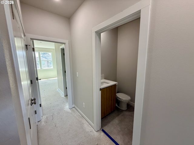 9916 Ne 28TH Pl, Vancouver, WA 98686