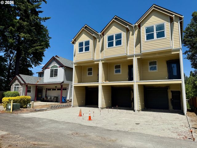 9916 Ne 28TH Pl, Vancouver, WA 98686