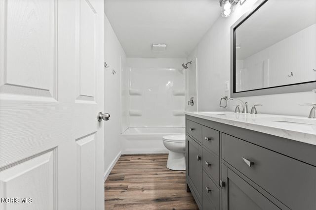 213 E Indiana Avenue, Maumee, OH 43537