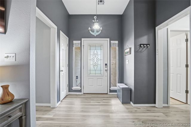 13294 S Maple Street, Glenpool, OK 74033