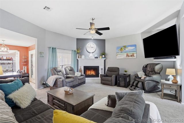 13294 S Maple Street, Glenpool, OK 74033