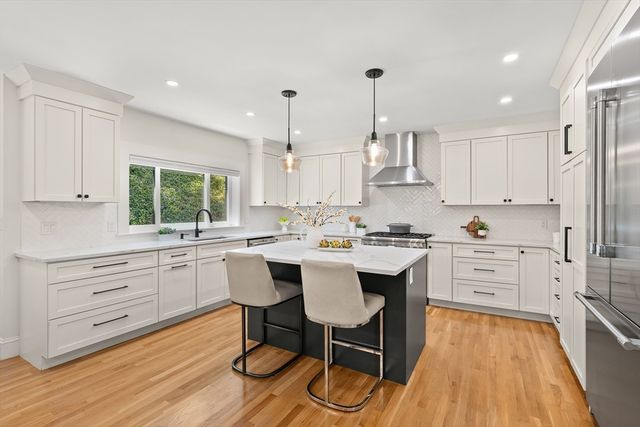 78 Hutchinson Rd, Arlington, MA 02474