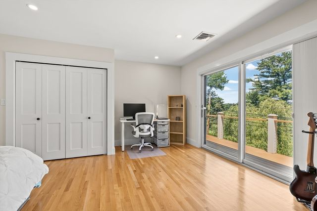 78 Hutchinson Rd, Arlington, MA 02474