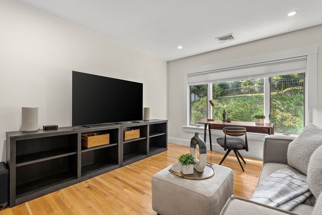 78 Hutchinson Rd, Arlington, MA 02474