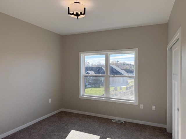 202 Edgewater COURT, Theresa, WI 53091