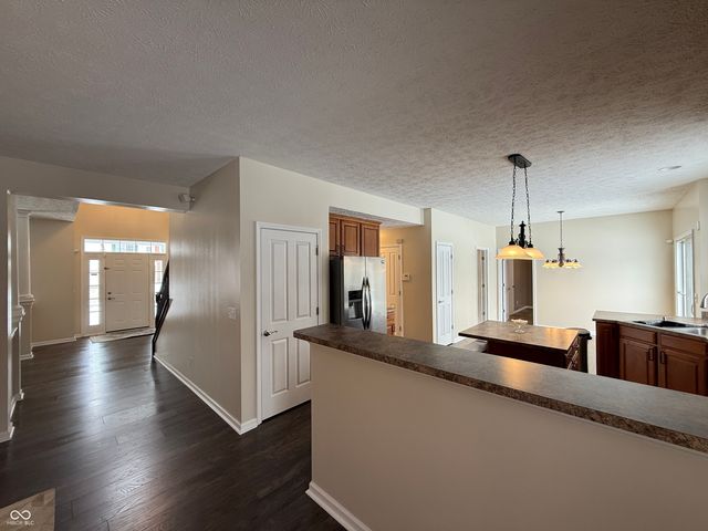 8637 Holm Mountain Circle, Avon, IN 46123