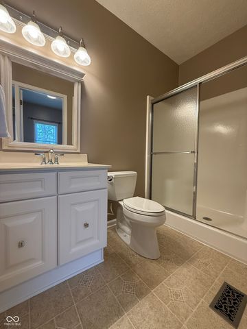 8637 Holm Mountain Circle, Avon, IN 46123