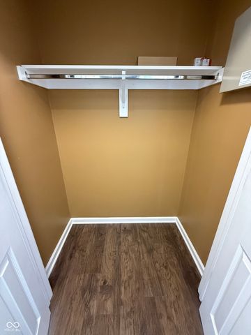 8637 Holm Mountain Circle, Avon, IN 46123