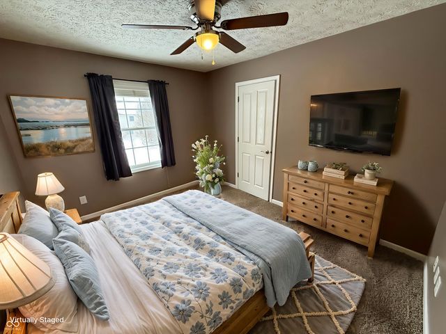 8637 Holm Mountain Circle, Avon, IN 46123