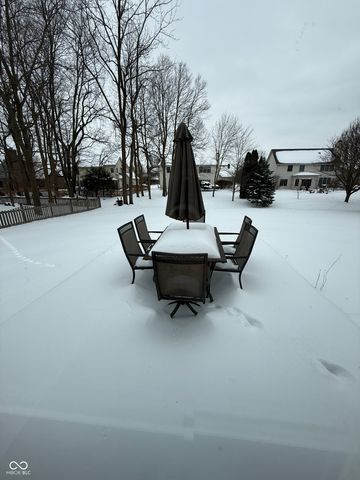 8637 Holm Mountain Circle, Avon, IN 46123