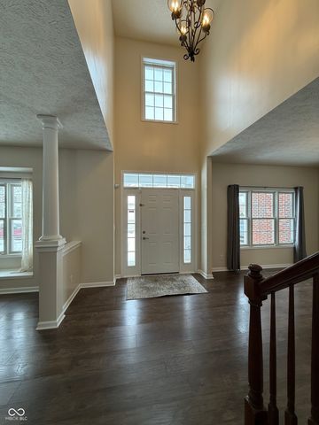 8637 Holm Mountain Circle, Avon, IN 46123