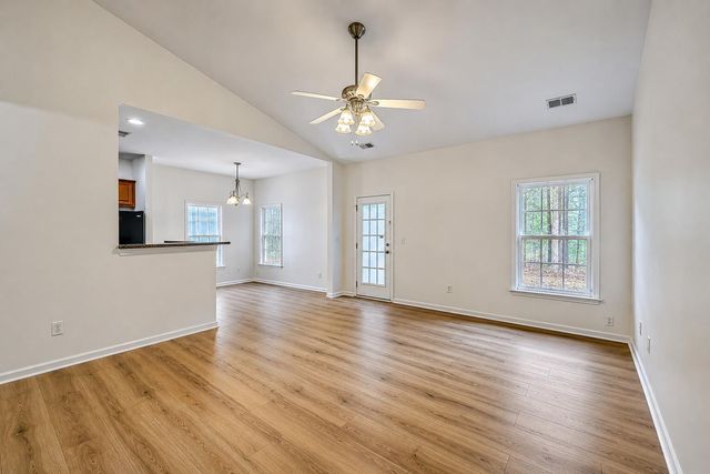 8518 Sentry Circle, North Charleston, SC 29420