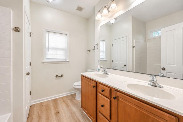 8518 Sentry Circle, North Charleston, SC 29420