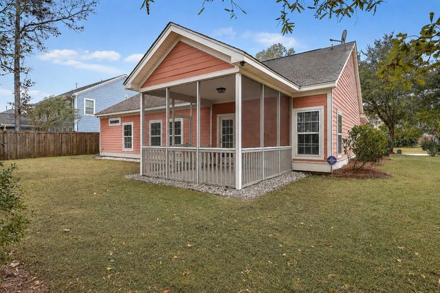 8518 Sentry Circle, North Charleston, SC 29420