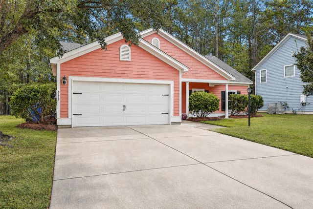 8518 Sentry Circle, North Charleston, SC 29420