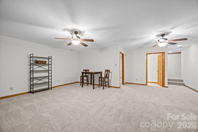 79 Winslow Road, Waynesville, NC 28786