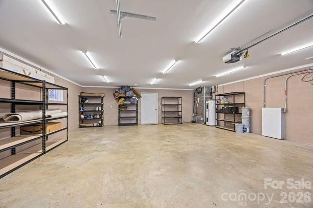 79 Winslow Road, Waynesville, NC 28786