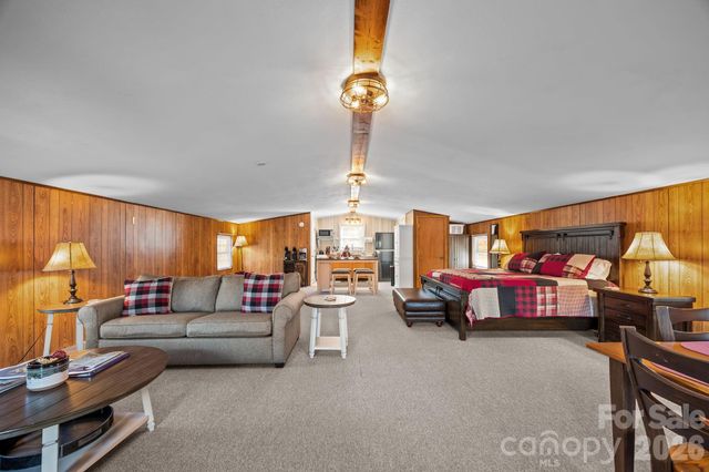 79 Winslow Road, Waynesville, NC 28786