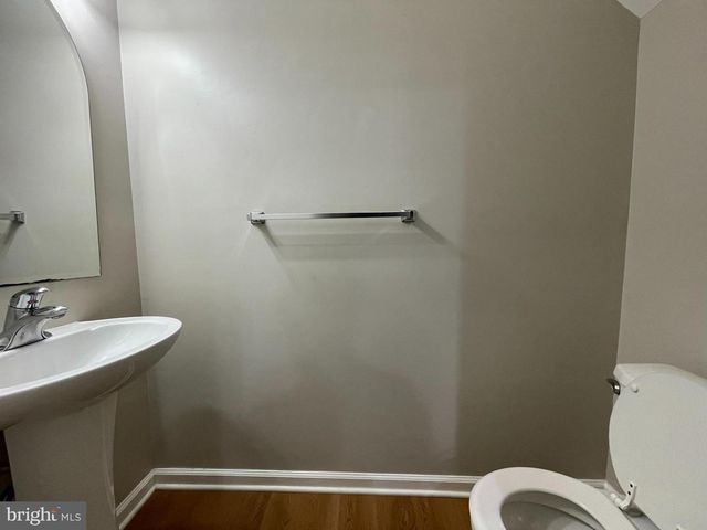 42301 ONYX TER, Aldie, VA 20105