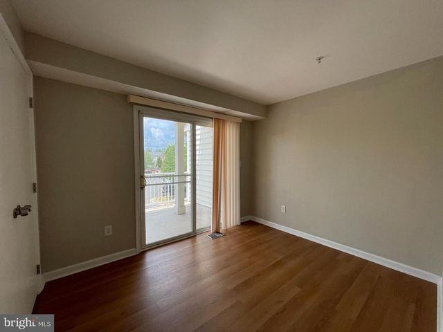 42301 ONYX TER, Aldie, VA 20105