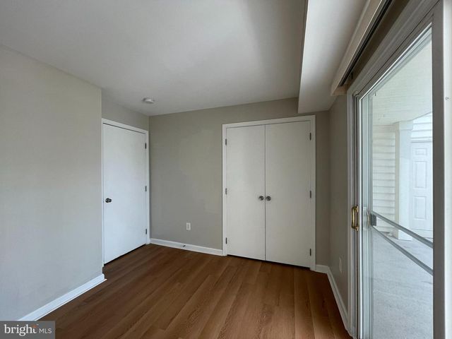 42301 ONYX TER, Aldie, VA 20105