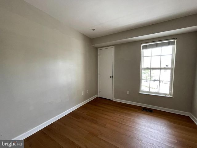 42301 ONYX TER, Aldie, VA 20105