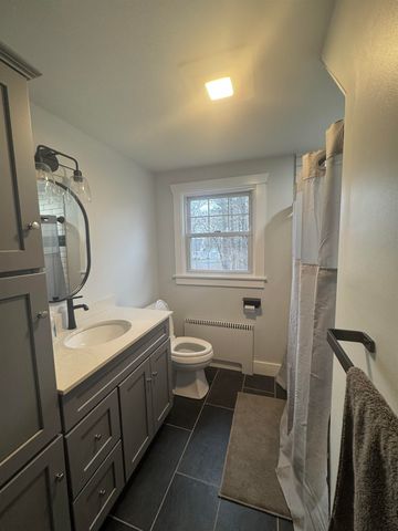 158 Bruce Road, Manchester, NH 03104