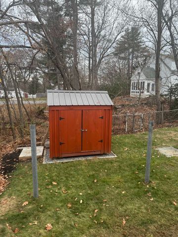 158 Bruce Road, Manchester, NH 03104