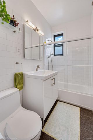 41-42 42nd Street 6A, Sunnyside, NY 11104