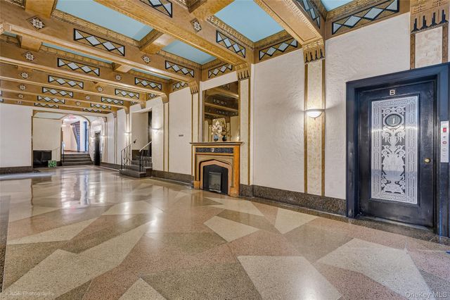 41-42 42nd Street 6A, Sunnyside, NY 11104