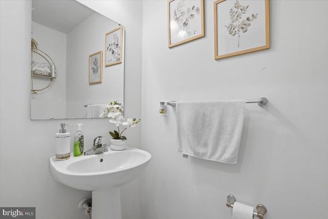 2244 WALNUT BRANCH DR, Culpeper, VA 22701