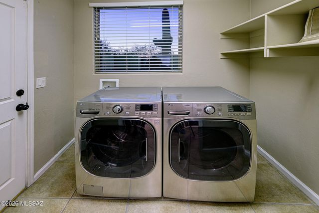 12953 N High Hawk Drive, Marana, AZ 85658