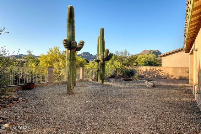 12953 N High Hawk Drive, Marana, AZ 85658