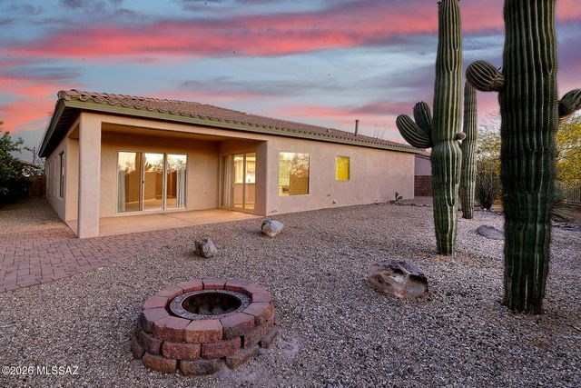 12953 N High Hawk Drive, Marana, AZ 85658