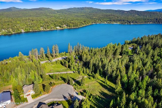 66 Beacon Hill Rd, Cocolalla, ID 83813
