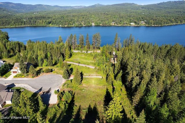 66 Beacon Hill Rd, Cocolalla, ID 83813