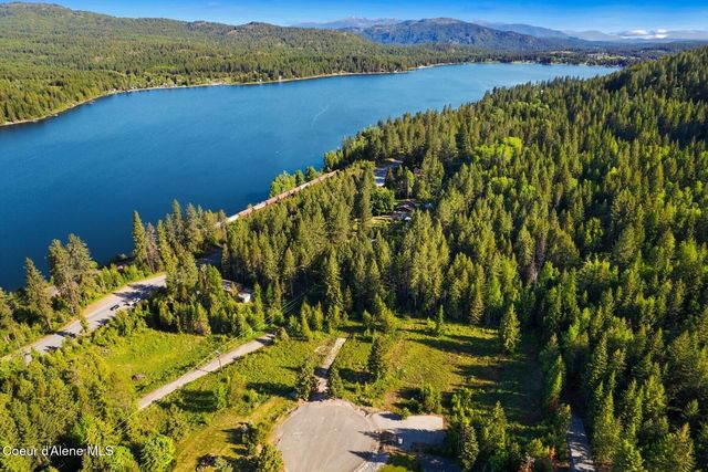 66 Beacon Hill Rd, Cocolalla, ID 83813