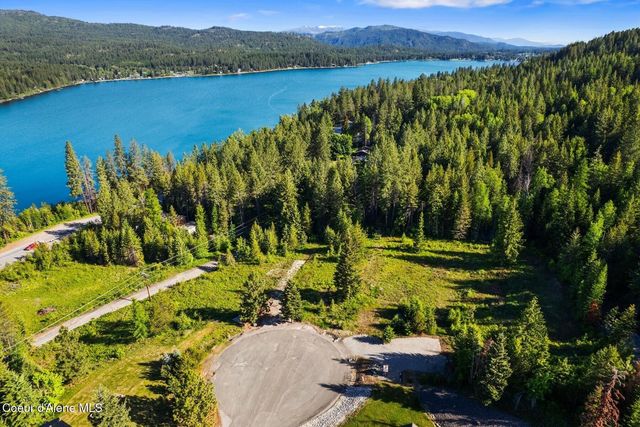 66 Beacon Hill Rd, Cocolalla, ID 83813