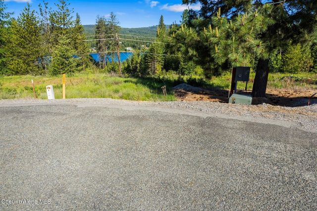 66 Beacon Hill Rd, Cocolalla, ID 83813