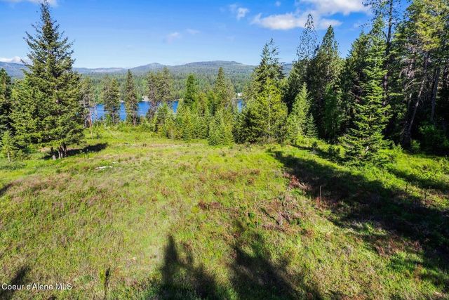 66 Beacon Hill Rd, Cocolalla, ID 83813