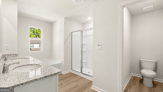 3895 Donetta Drive, Atlanta, GA 30349