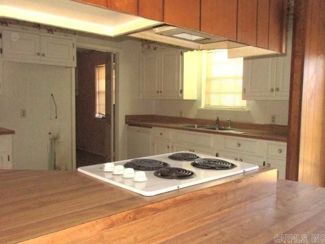 1 Westchester Drive, White Hall, AR 71602