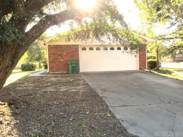 1 Westchester Drive, White Hall, AR 71602