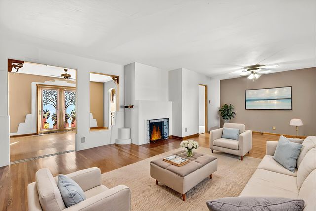 1608 Valencia Drive NE, Albuquerque, NM 87110