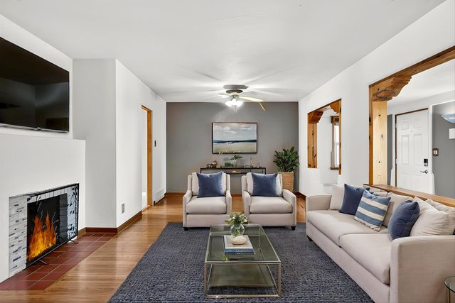 1608 Valencia Drive NE, Albuquerque, NM 87110